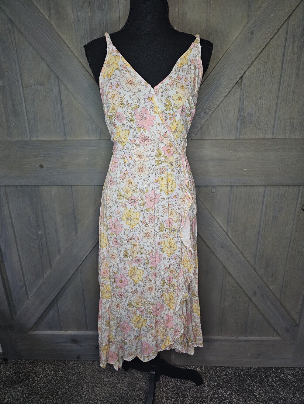 Naif Women's Floral Print Dress sz Medium